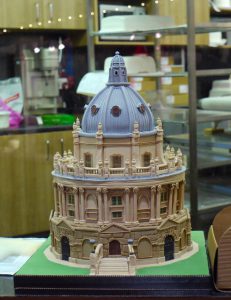 Bodleian Library Cake Sculpture by sally_monster