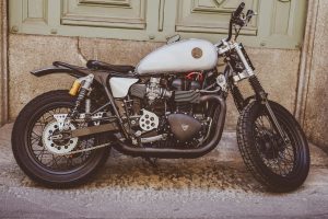 A Classic White Colour Bike
