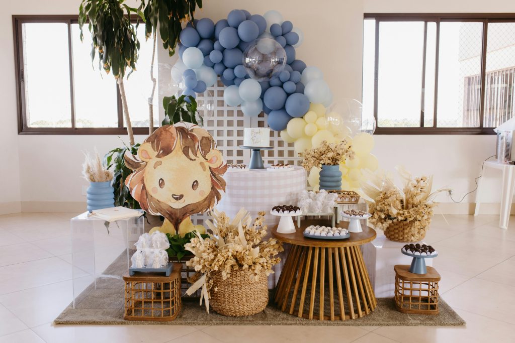 Blue Balloon decor for new year celebration