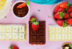 Chocolate Dipped Strawberry DIY