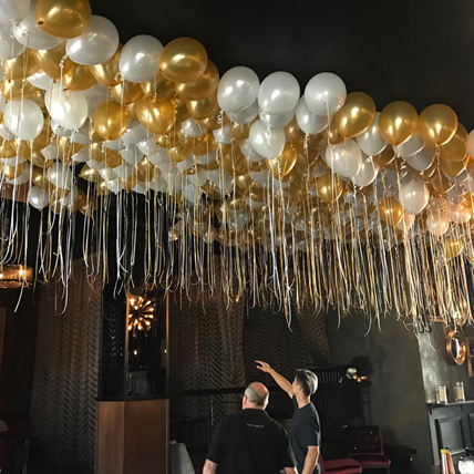 200 White and Gold Chrome Balloons