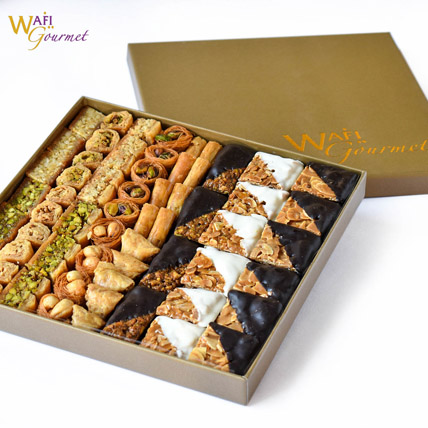Traditional box of assorted baklava sweet & chocolates by wafi gourmet