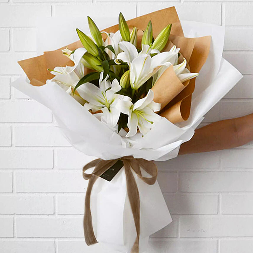 Beautiful Lilies Bouquet: Send Flowers to Egypt