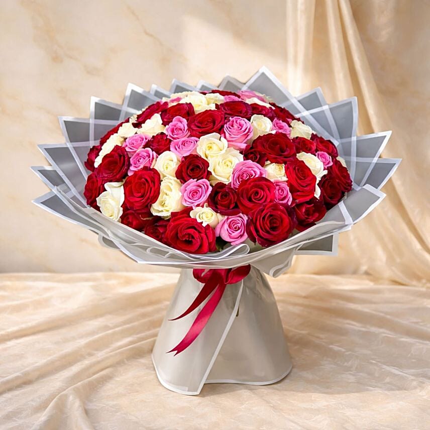100 Mixed Color Roses Luxury Bouquet: Send Flowers to Egypt