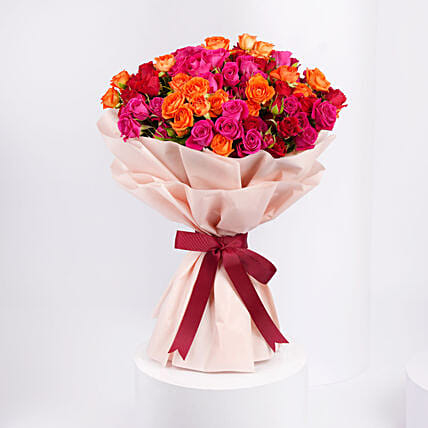 Vibrant Bunch of Spray Roses: هدايا عيد الأب في الأردن