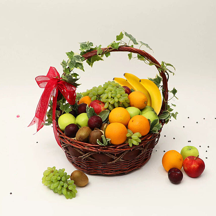 Juicy Fruits Basket: Send Ramadan Gifts to Kuwait