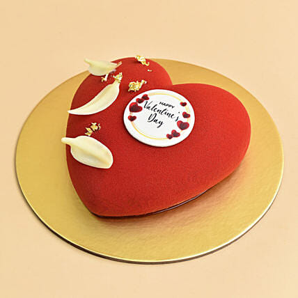 Valentine Day Special Chocolate Mousse Cake: Send Valentines Day Gifts to Kuwait