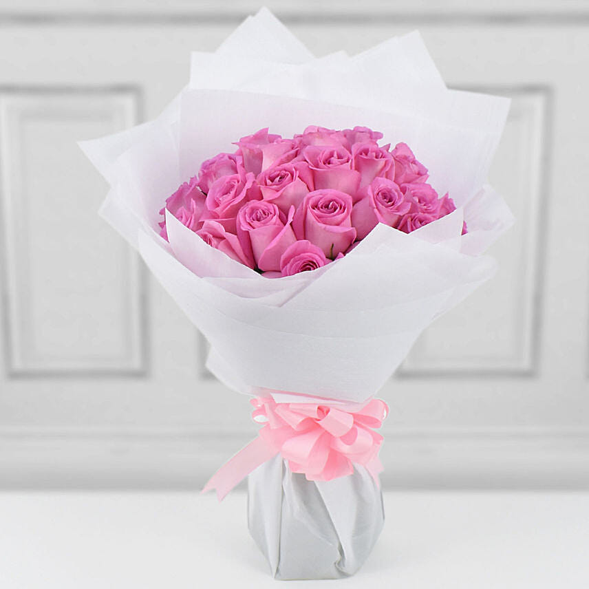 35 Light Pink Roses Bouquet: Pink Rose Bouquets