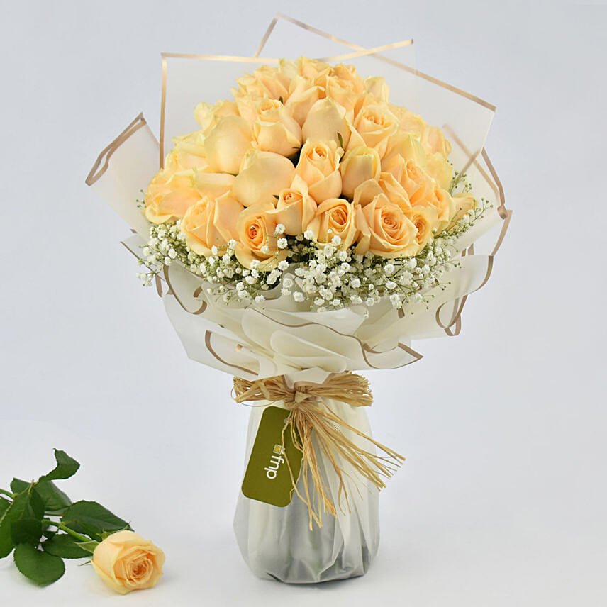 35 Peach Roses Bouquet: Thank You Gifts