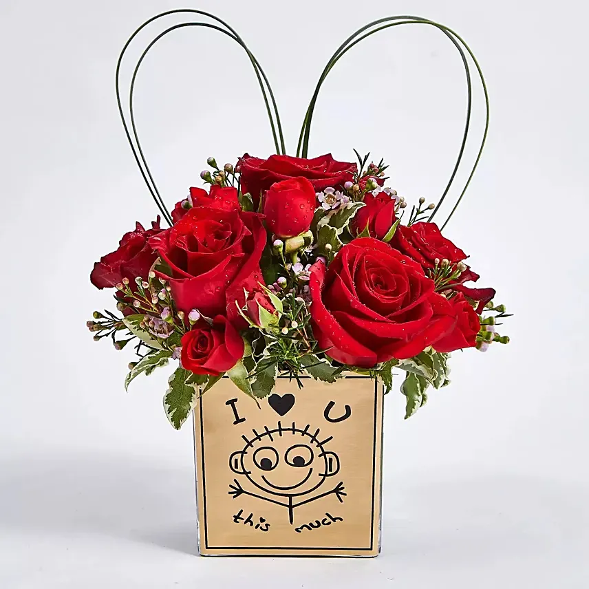 Boundless love roses bouquet: 1st Wedding Anniversary Gifts