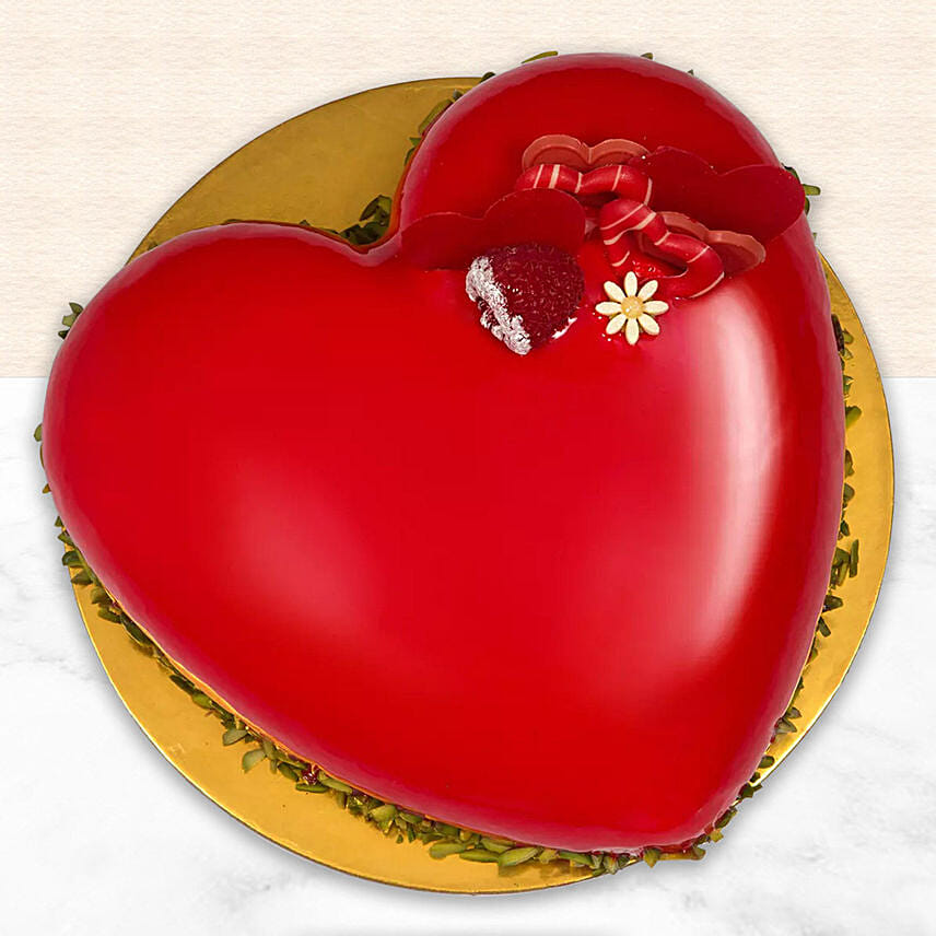 Delicious Red Velvet Heart Cake: Birthday Gifts for Girlfriend