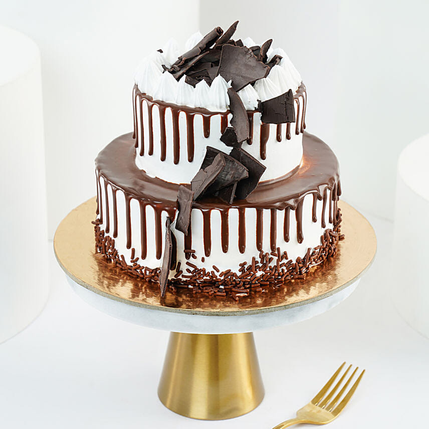 Chocolate Cascade Delight Cake: Chocolate Birthday Cakes