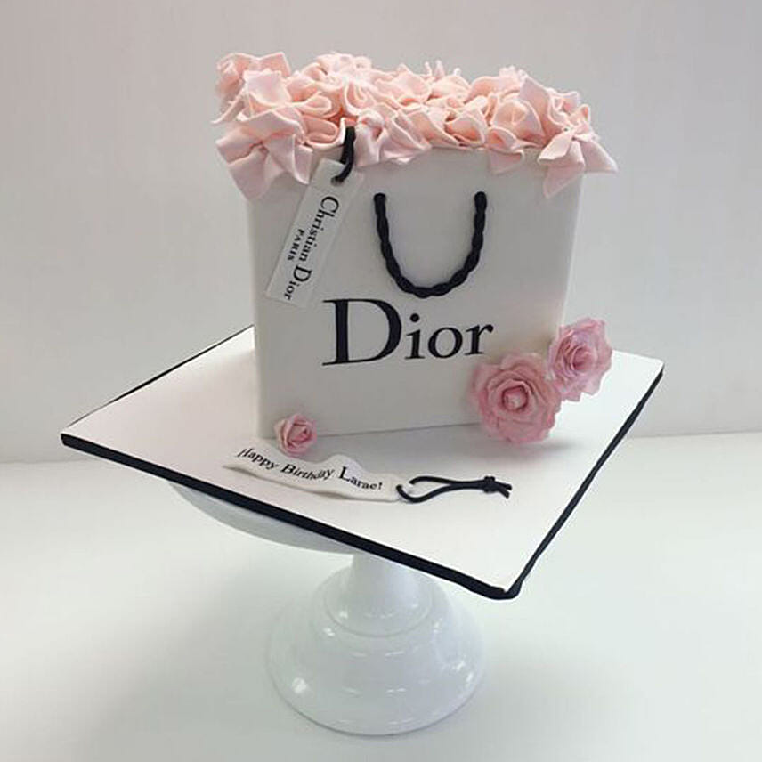 Dior Designer Cake: 3D Cakes