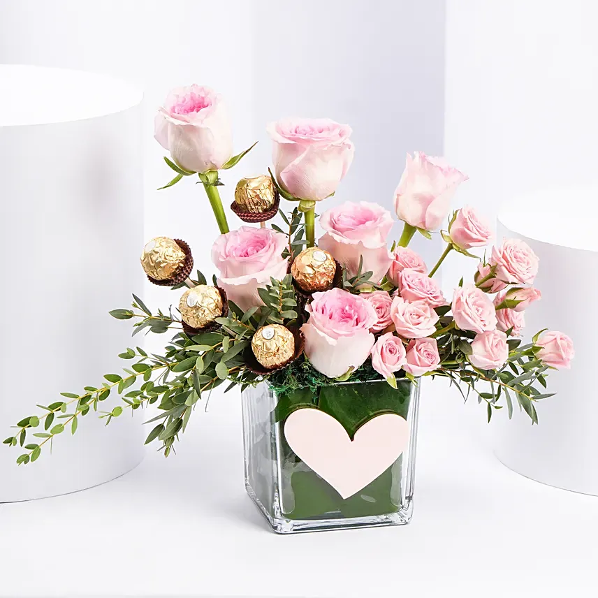 Gentle Pink Roses And Rochers: Pink Rose Bouquets