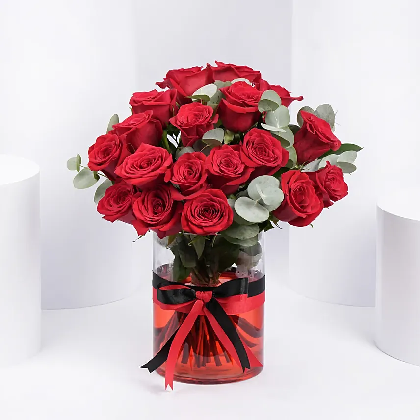 Passionate 18 Roses Arrangement: Kiss Day Flowers 