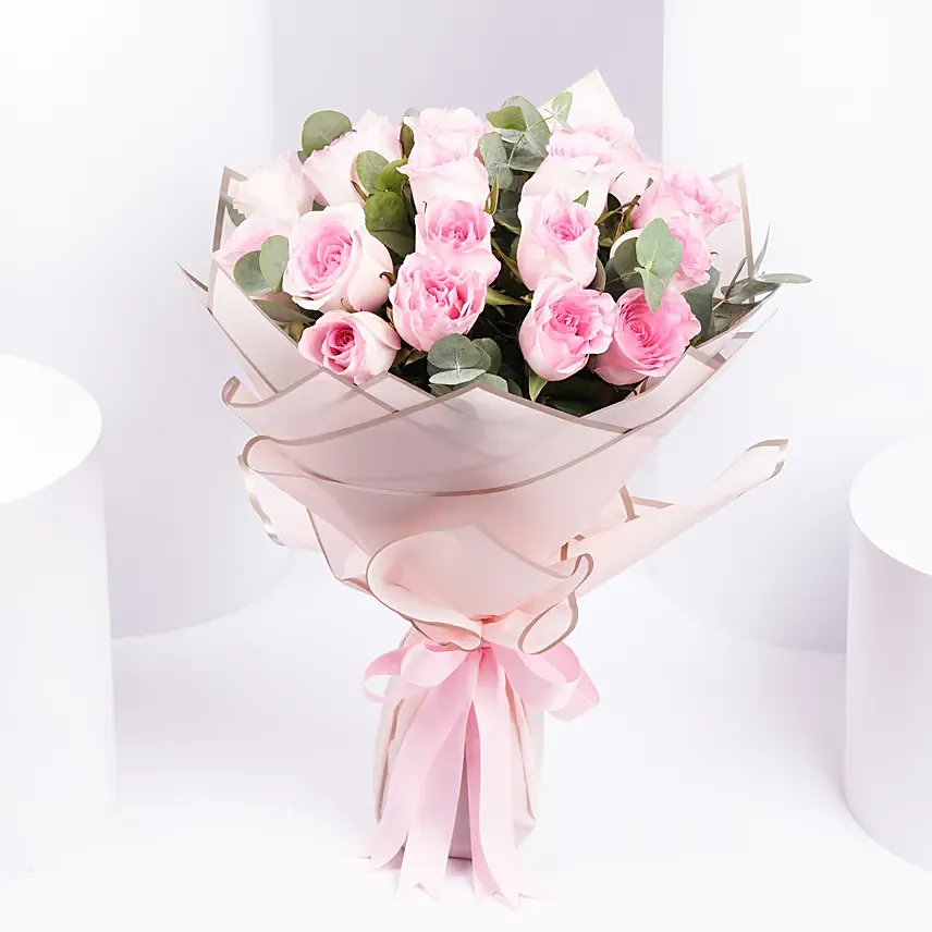 Passionate 18 Pink Roses Bouquet: Love & Romance Flowers