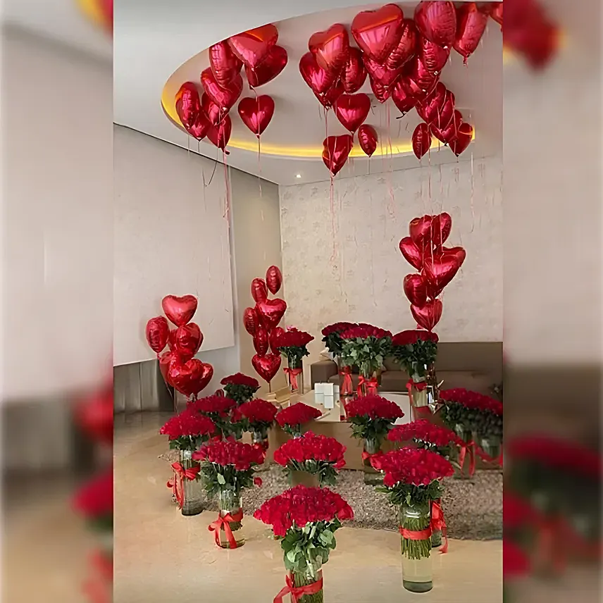 Room Full of Roses and Balloons: Order Birthday Party Supplies