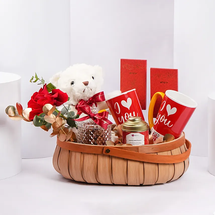 Snuggle N Sip Hamper: Anniversary Hampers