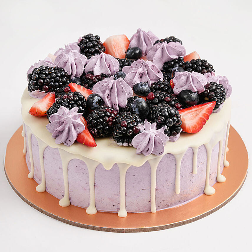 Guilt Free Vanilla Berry Delight: Anniversary Cakes for Parents