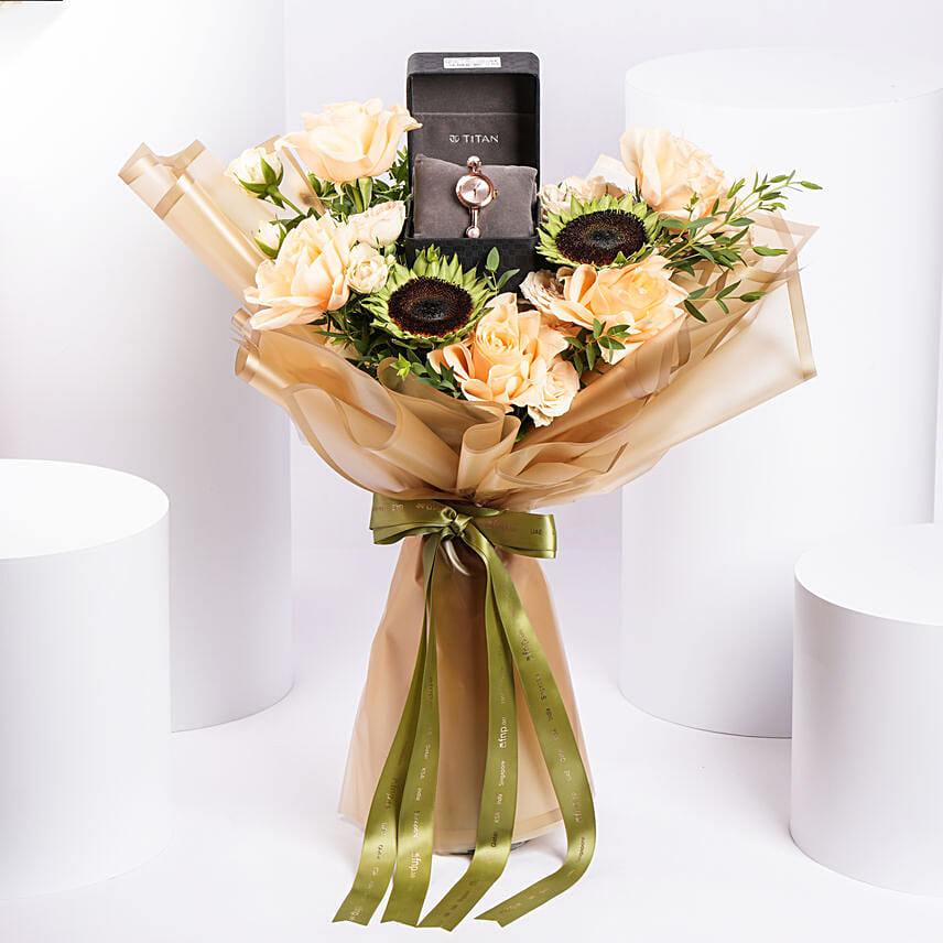 Titan Raga Watch for her Rose Gold with Flowers: Buy Watches 