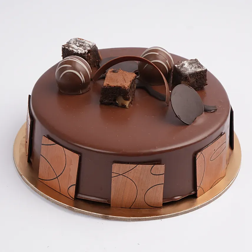 Truffle Brownie Fudge Delight Cake: Birthday Cakes