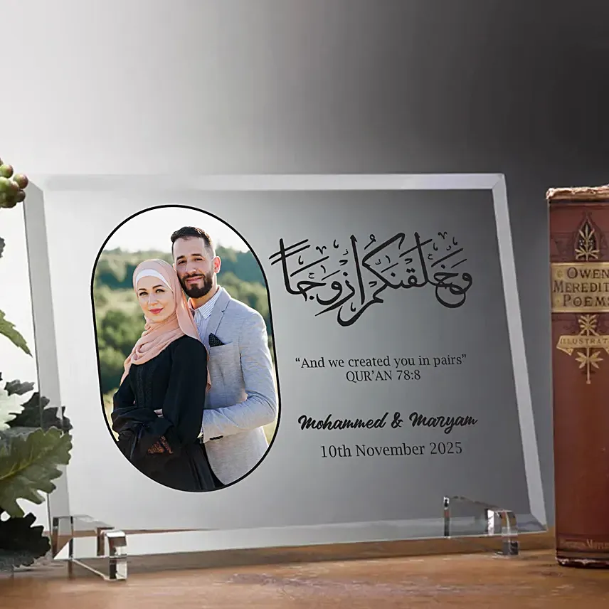 Acrylic Photo Frame For Couple: Personalised Gifts for Anniversary