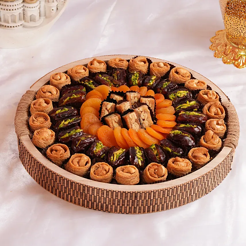 The Gathering Platter: Dates in dubai