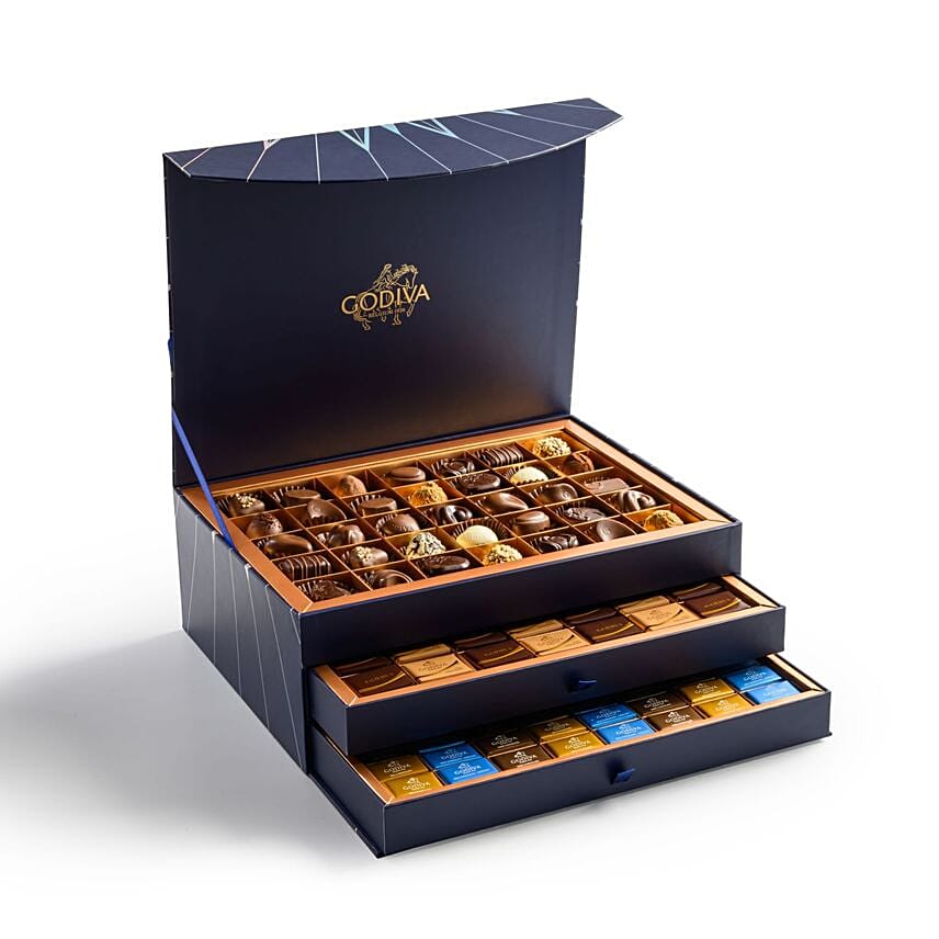 Godiva Eid Al Adha Chocolate Chest: هدايا رمضان