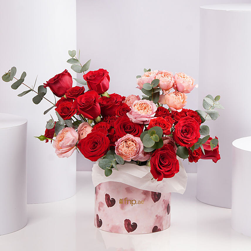 Red And Peach Roses In Heart Hat Box: 