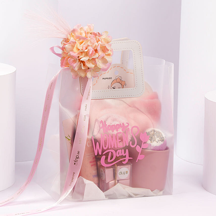 Womens Day Pink Gift Bag With Floral Accent: Womens Day Gift Hampers