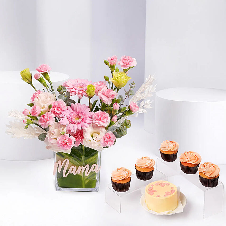 Mothers Day Blooms And Cupcakes: 