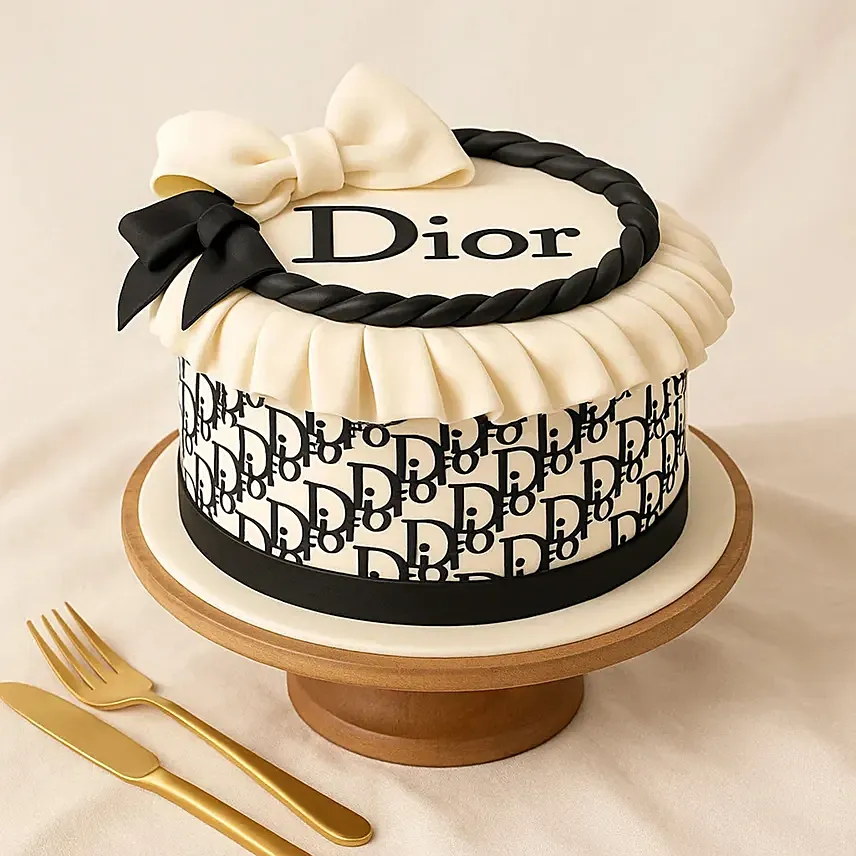 Dior Love Designer Cake: Exquisite Designer Cakes for Anniversary