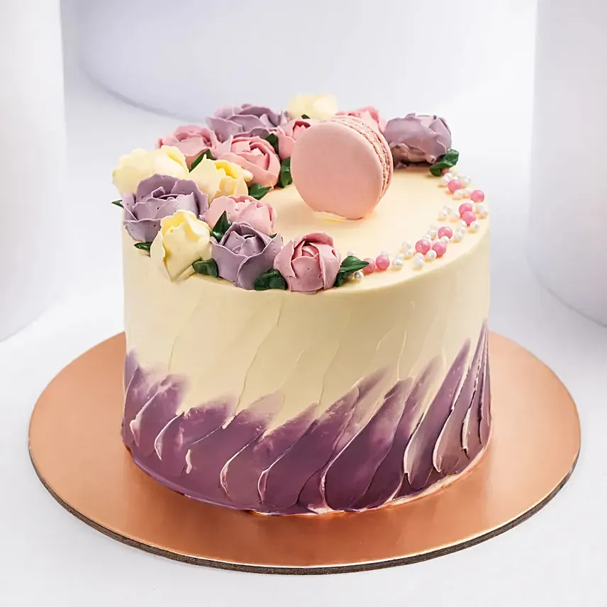 Flowers And Macaroon Chocolate Cake: Women's Day Cakes