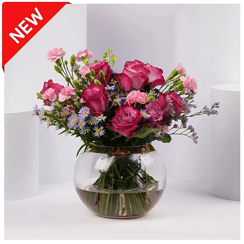 Elegant Rose and Carnation Bouquet in Glass Vase