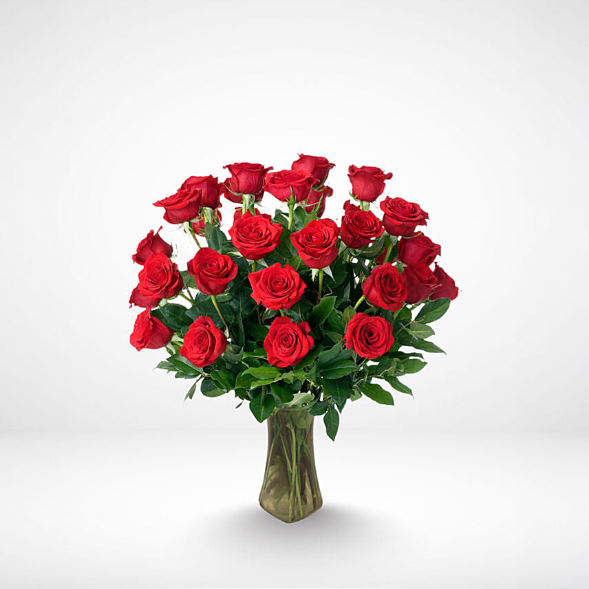 Majestic Red Roses: Send Valentines Day Gifts to Lebanon