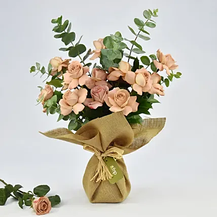 12 Cappuccino Rose Bouquet: Flower Bouquets