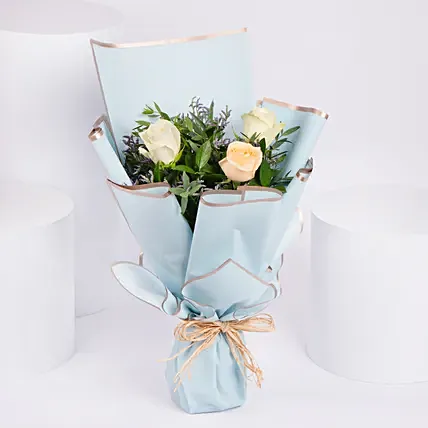 Bouquet Of White And Peach Roses: White Rose Bouquets