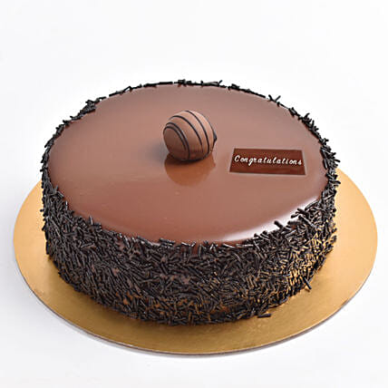 Delightful Congratulations Chocolate Fudge Cake: Congratulations Cakes 