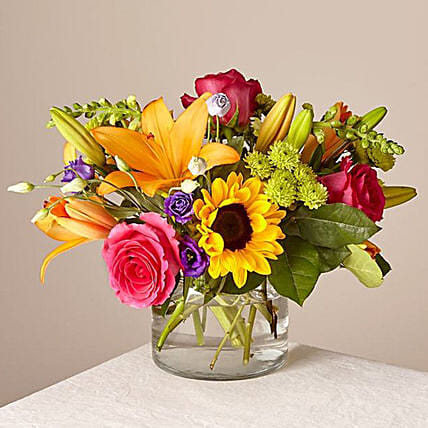 Heavenly Mixed Flowers Glass Vase: Chrysanthemum Flowers Bouquets