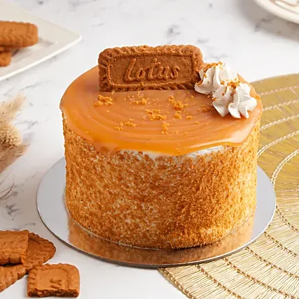 Lotus Ice Cream Cake: Half Kg Cakes 