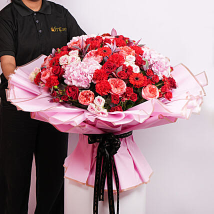 Love Medley Flower Grand Bouquet: Valentines Day Flower Arrangements