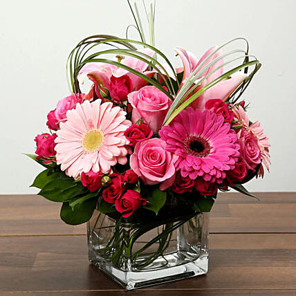 Roses and Gerbera Arrangement in Glass Vase: Gerberas Flower Bouquets