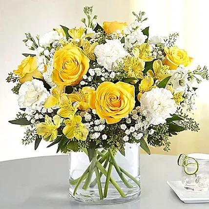 Sunlit Flower Vase: Thanksgiving Day Flowers