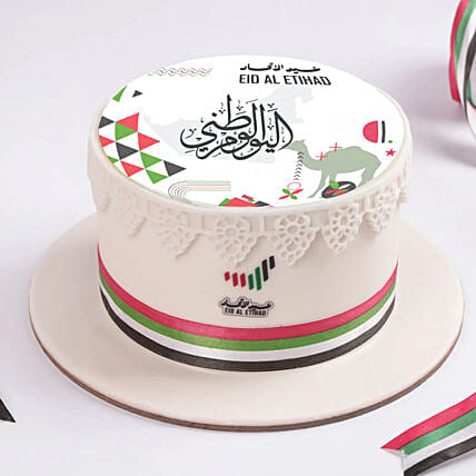 كيك أناقة عيد الاتحاد: كيك عجينة السكر 