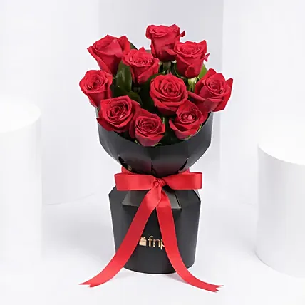 Love Roses: Anniversary Flowers