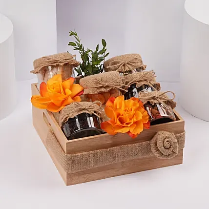 Dates And Delights Hamper: Gift Hampers