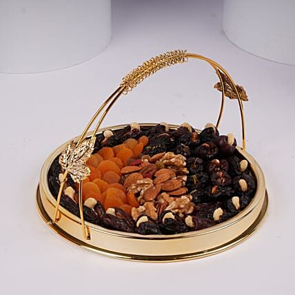 Assorted Dates and Dry Fruits Tray: Dates in dubai