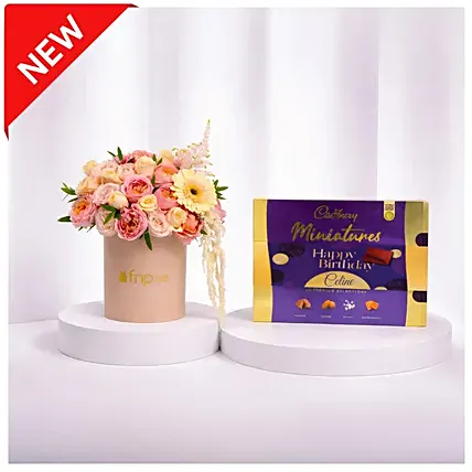 بوكس زهور وردي وخوخي مع شوكولاتة كادبوري: New Arrival-personalised-gifts