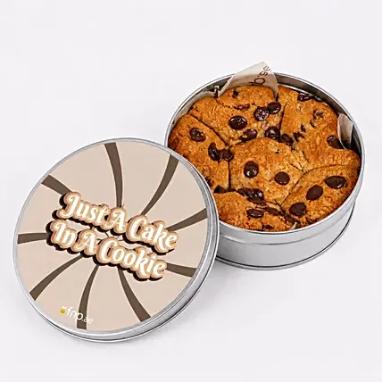 Chocolate Chip Cookie Cake in Tin: Cookies 