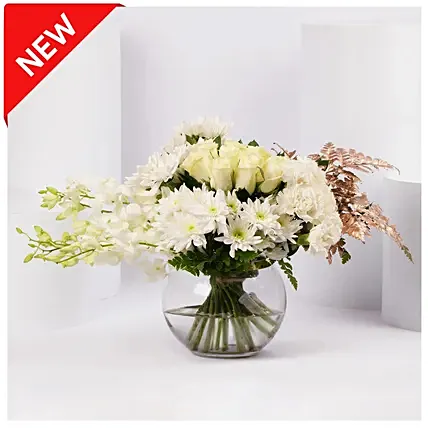 Timeless White Blossom Arrangement: مزهريات ورد
